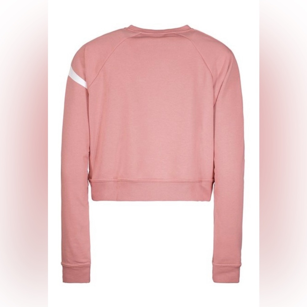 Nike Sportswear Dry Versa Top in Rose - Picture 3 of 5